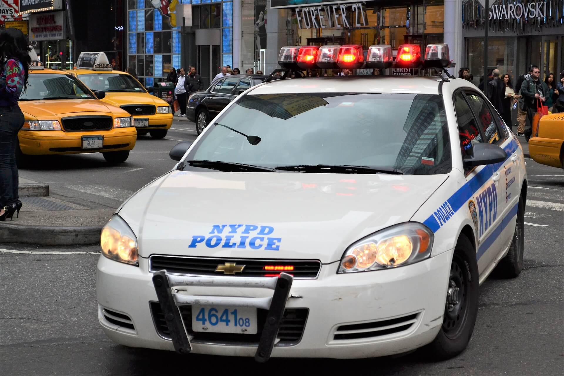 nypd police car with sirens